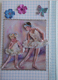 VENDUE - Carte postale 3D de deux petites danseuses sur un fond bleu ciel et blanc