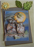 VENDUE - Carte postale 3D de deux hiboux sur une branche au clair de lune sur fond vert.